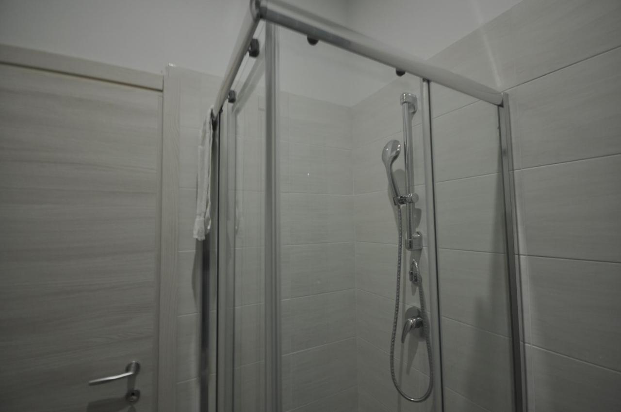 Apartment H2ome Lagaccio 4 Rooms, 2 Bathrooms, Ac, Near Principe Station Genua