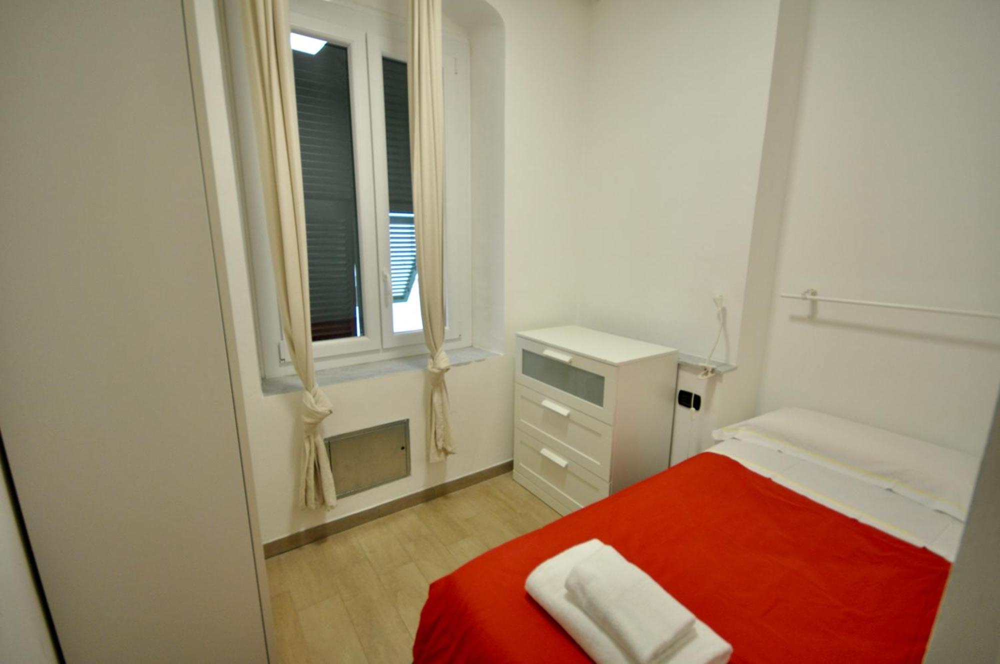 H2ome Lagaccio 4 Rooms, 2 Bathrooms, Ac, Near Principe Station Apartment Genua
